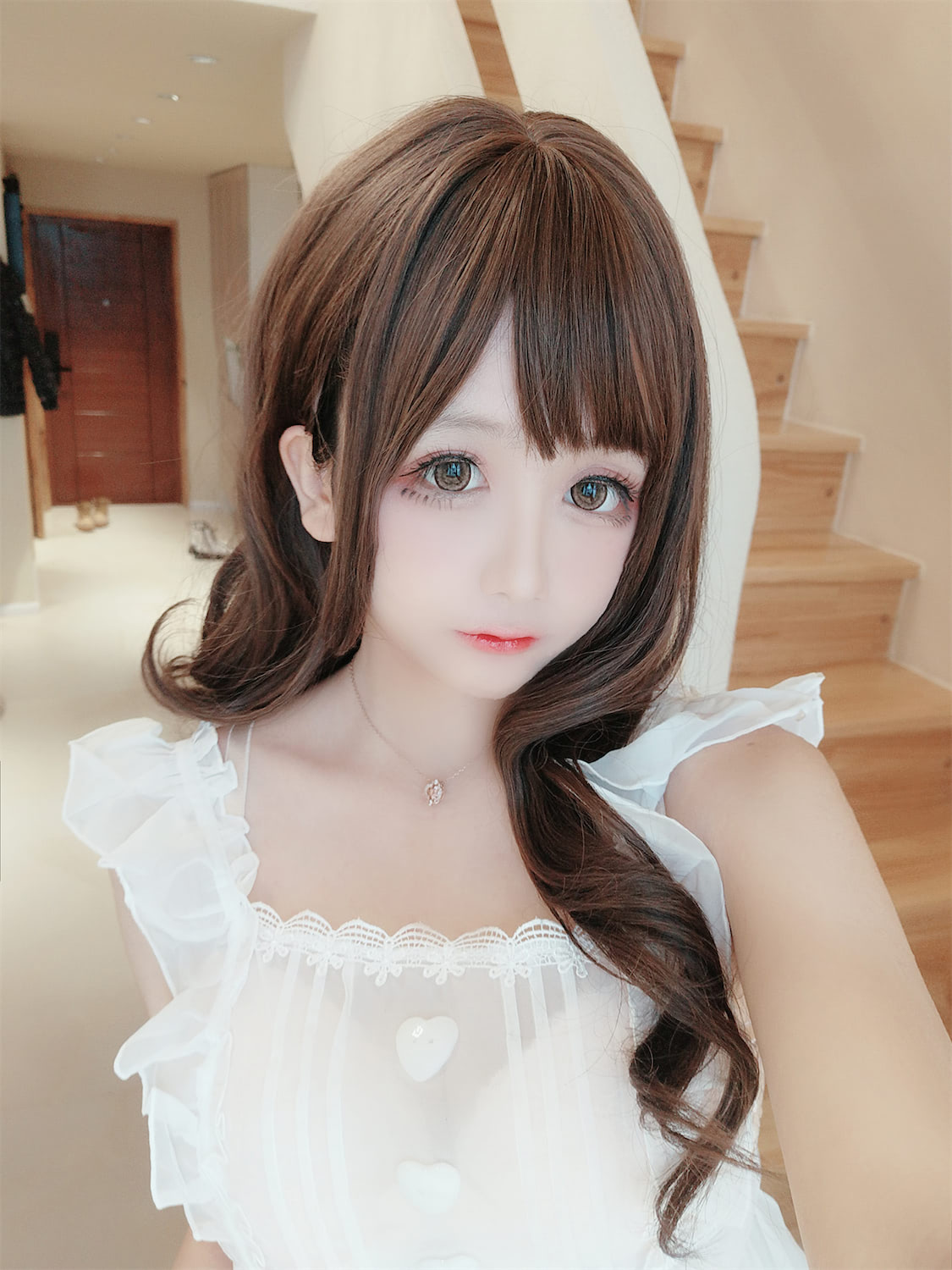 日奈娇人妻透明围裙95p