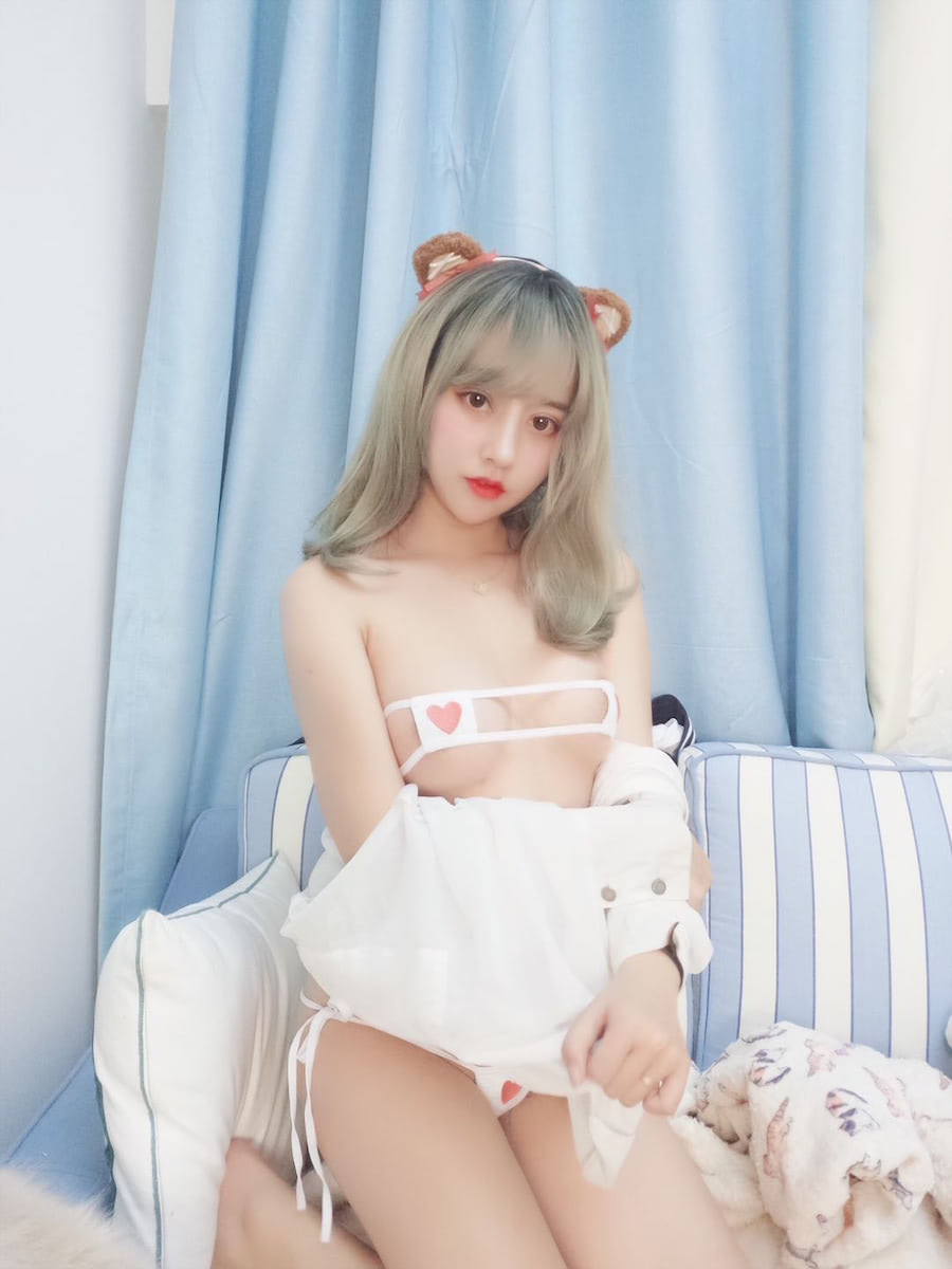 过期米线线喵 小熊比基尼18p