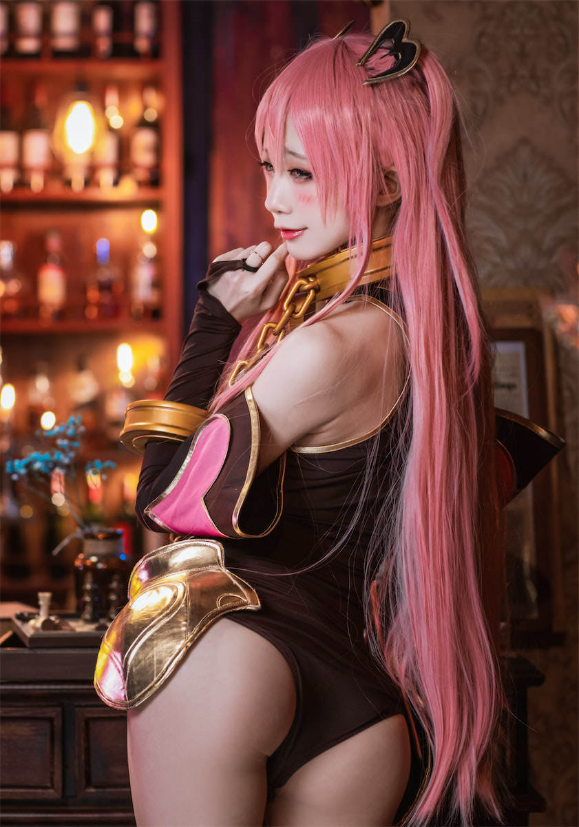 水淼aqua远见空花cos42p