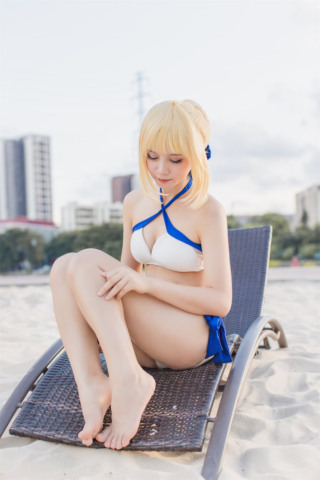 秋山AkI水着黑弓SABER54p