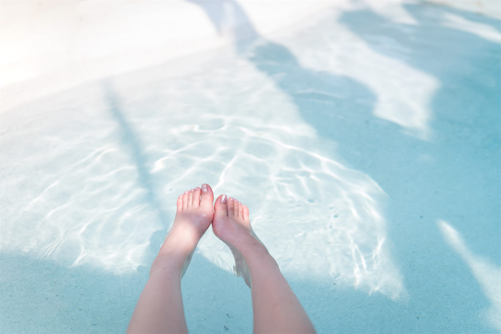 花铃碧蓝档案美游泳装41p