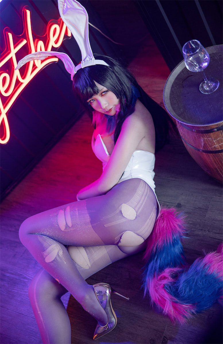 麻花麻花酱恶魔姐姐兔女郎30p