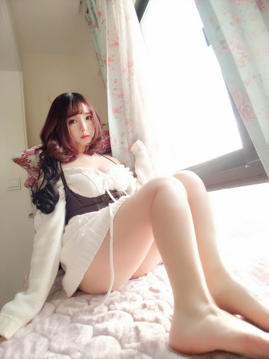 古川kagura秋日白色毛衣裙40p