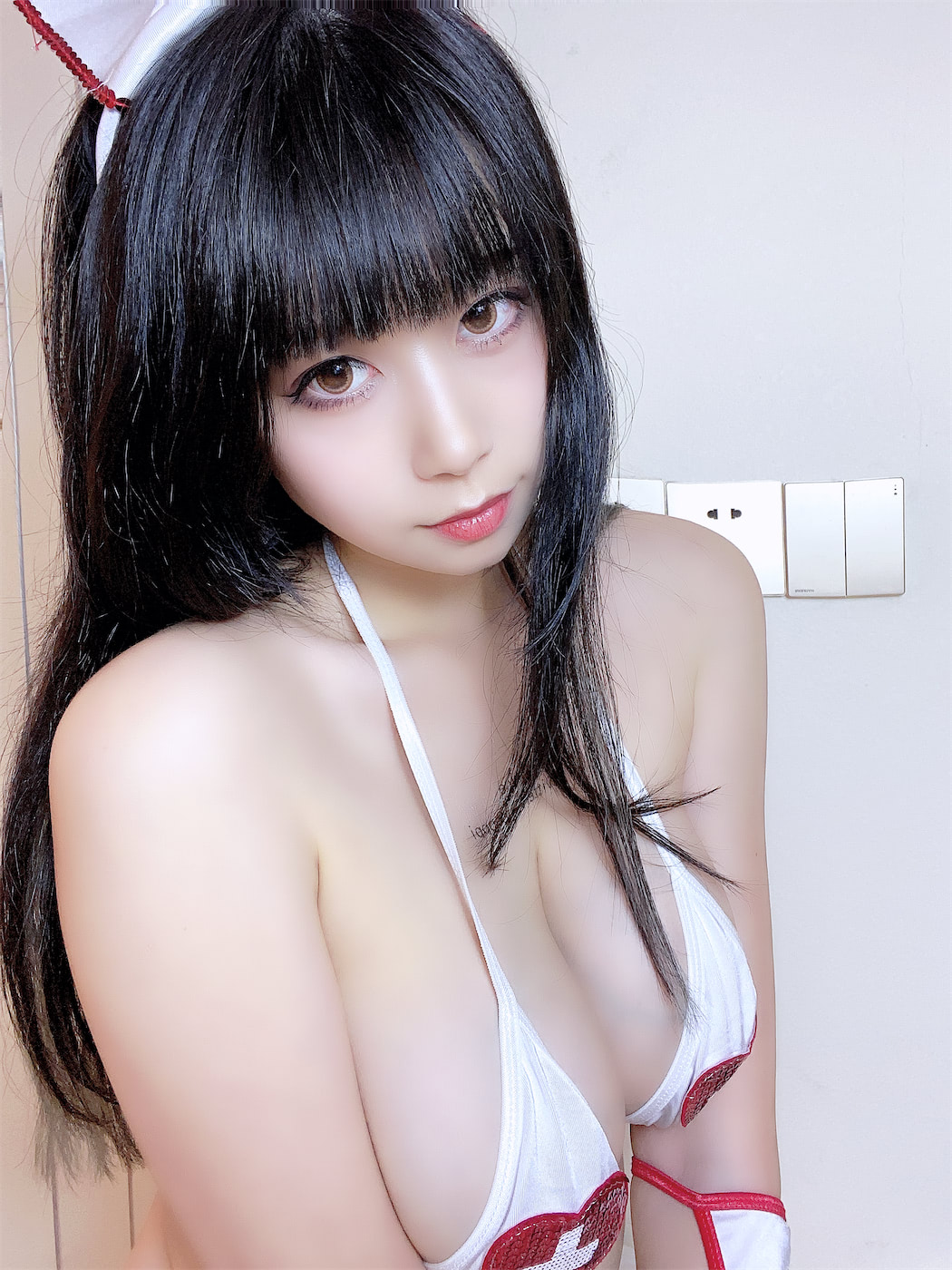 奈汐酱nice护士比基尼30p2v