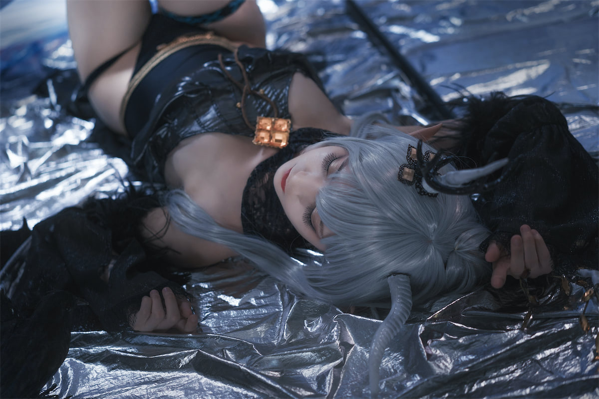 铁板烧鬼舞w闪灵18p