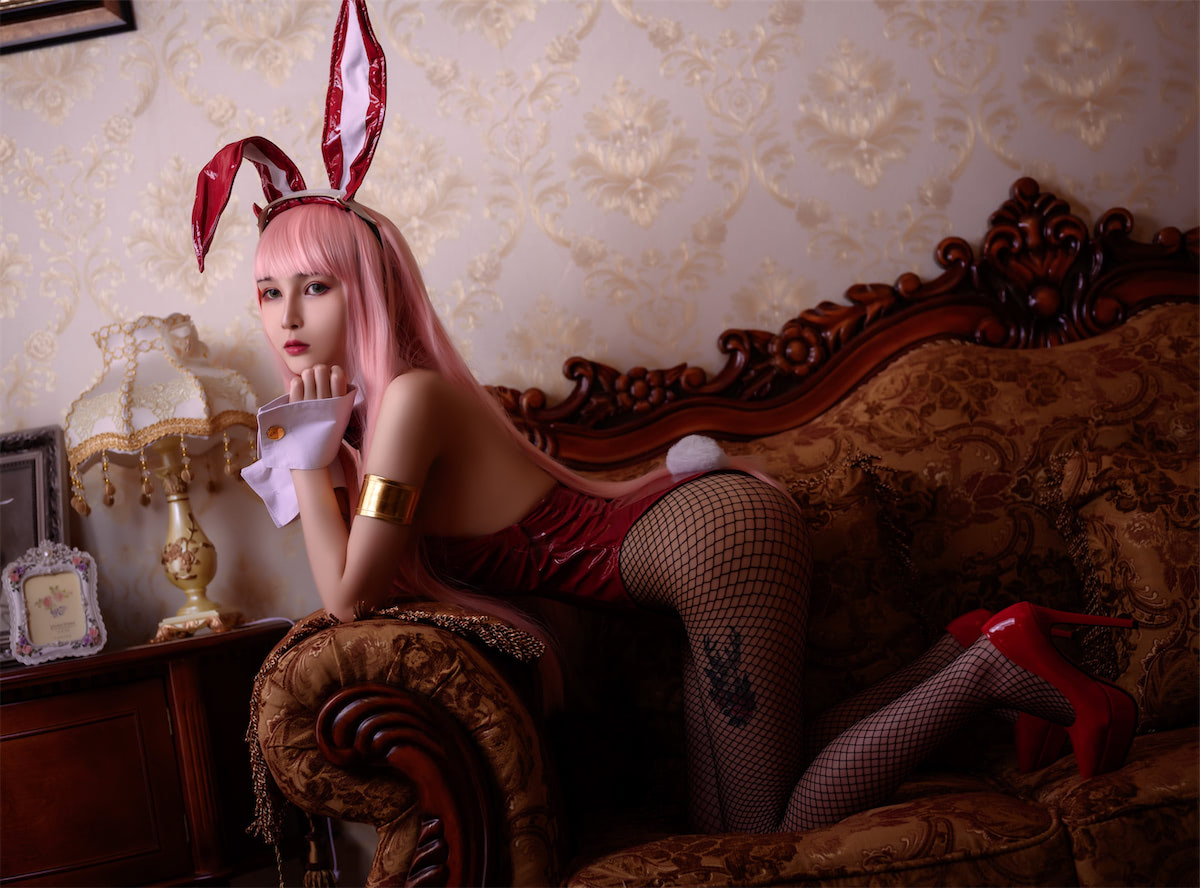 vams子002兔女郎35p