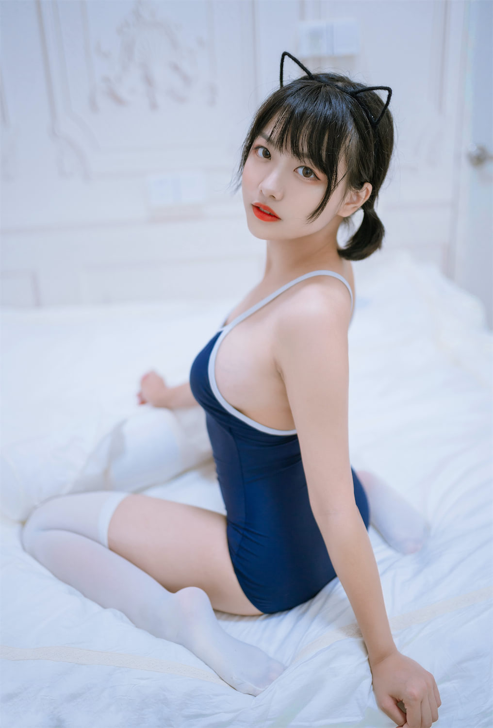 lovely呆玄白丝死库水39p